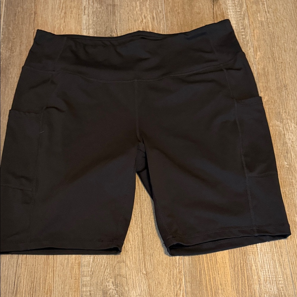 Baleaf Black High-Waist Bike Shorts with Side Pockets